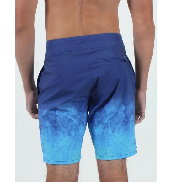 NEW WITH TAGS QUIET STORM Water Print size 28 with 19" inseamTrunk Our signature - Picture 3 of 11